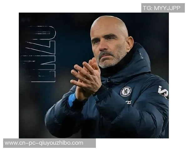 阿莫林或将调整曼联战术阵型姆贝莫有望担任中锋角色